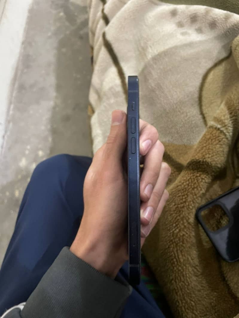 Iphone 12 2