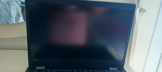 I'm selling my laptop.