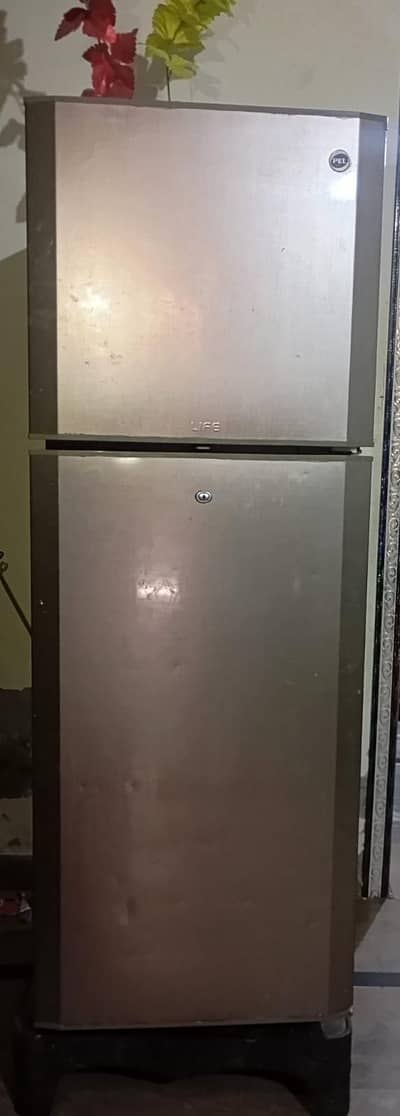 PEL REFRIGERATOR