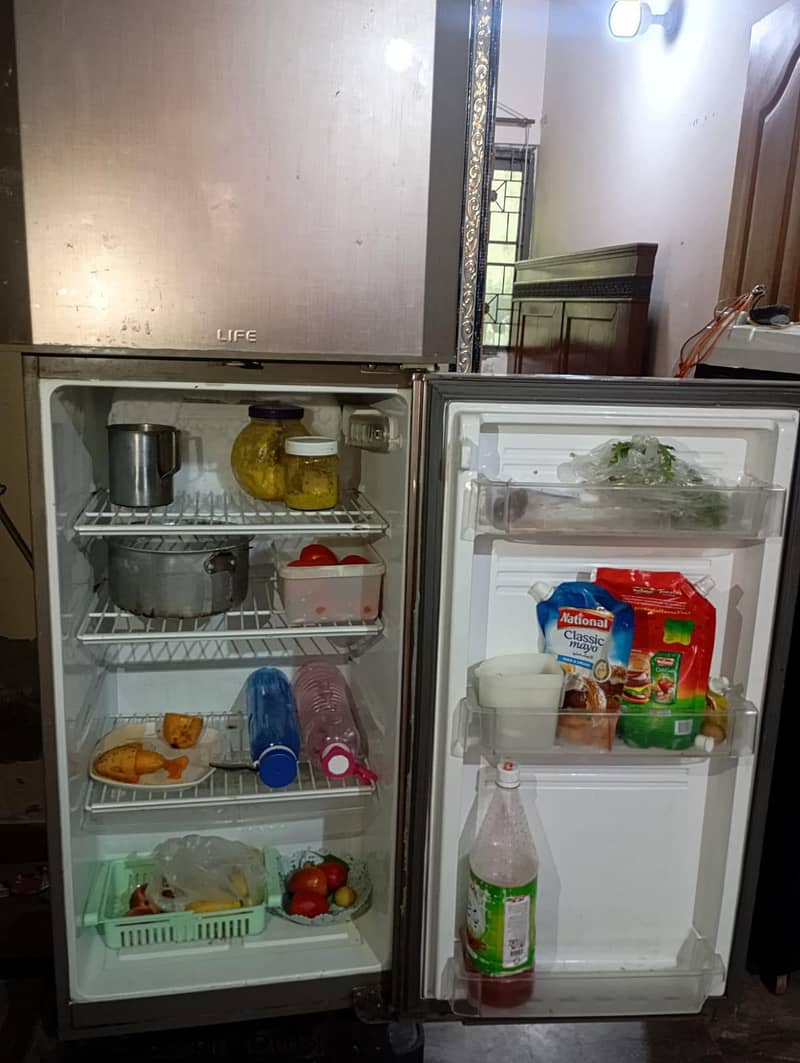 PEL REFRIGERATOR 3