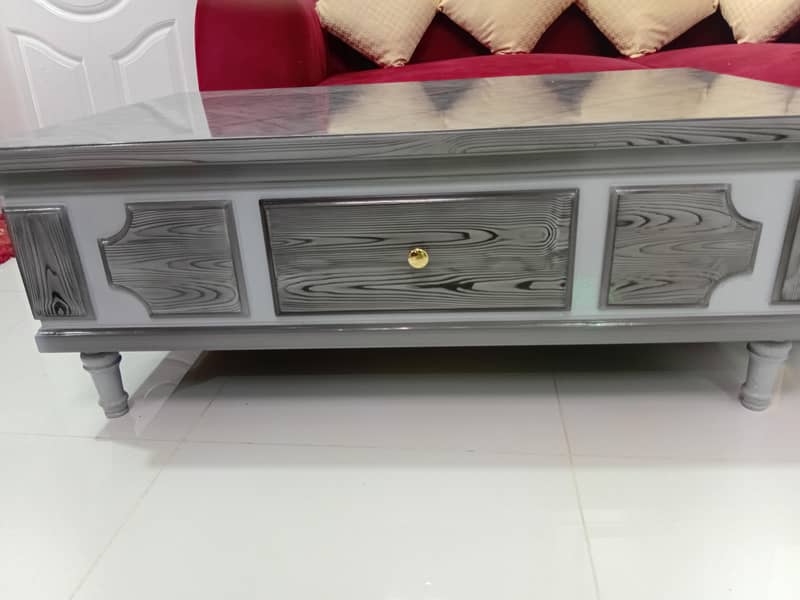 centre table/coffee table 3