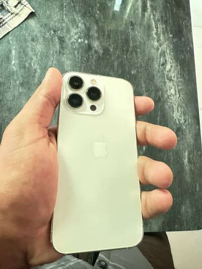 Apple iPhone 13 Pro