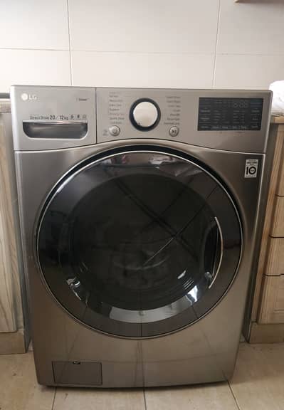 LG Front Load Washer & Dryer F0L2CRV2T2