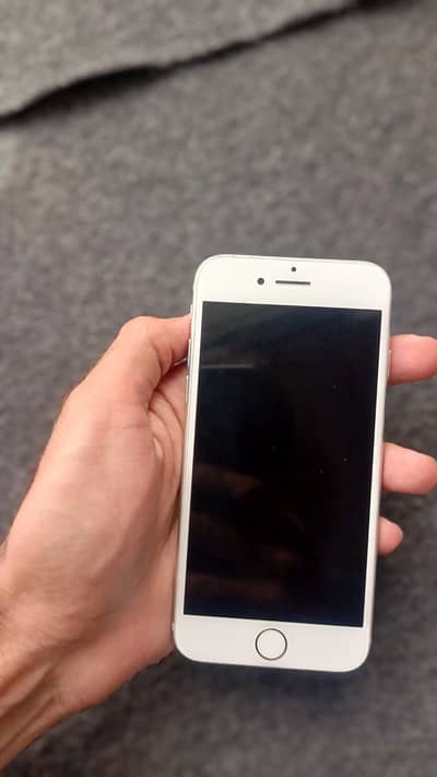 Apple iPhone 7