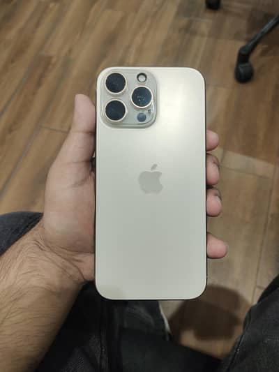 Apple iPhone 16 Pro Max – Factory Unlocked