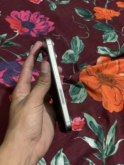 Apple iPhone 15 Pro