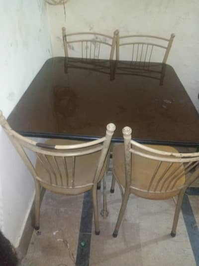 Dining table set