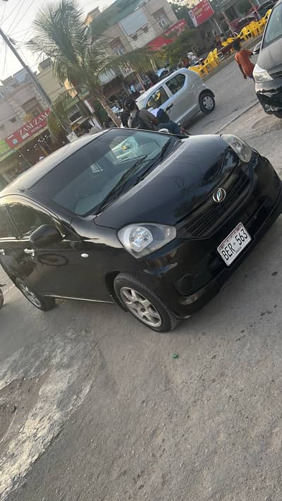 Daihatsu Mira 2012