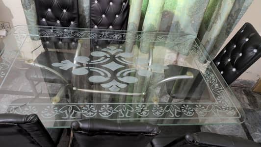dinning table with 6 chairs