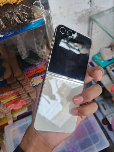 Samsung Mobile Z Flip 5
