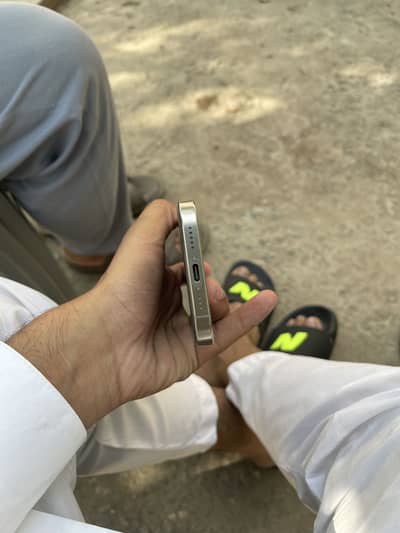 Apple iPhone 16 Pro
