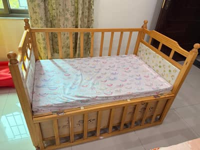 Baby cot with mattress