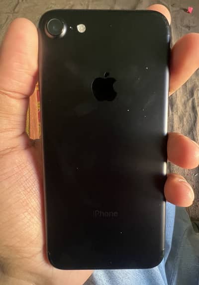 Apple iPhone 7