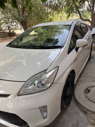 Toyota Prius 2014 regesterd 2018