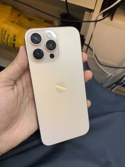 Apple iPhone 16 Pro Max