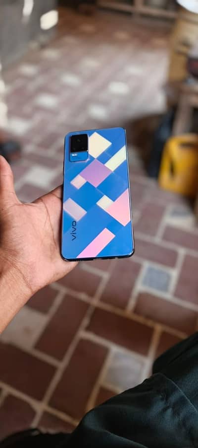 Vivo V21e