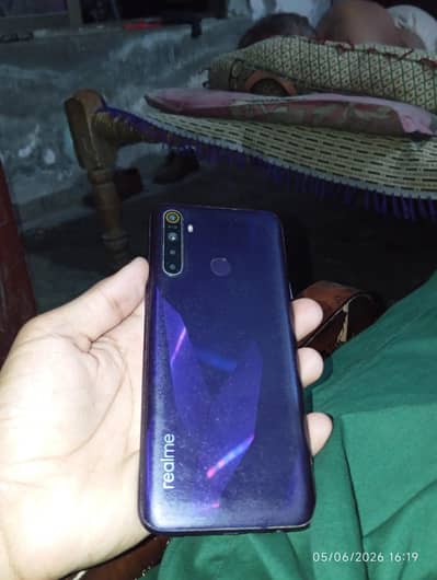 Realme 5