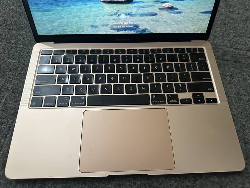 Apple M1 2