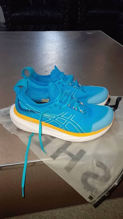 100% ORIGINAL  ASICS SHOES