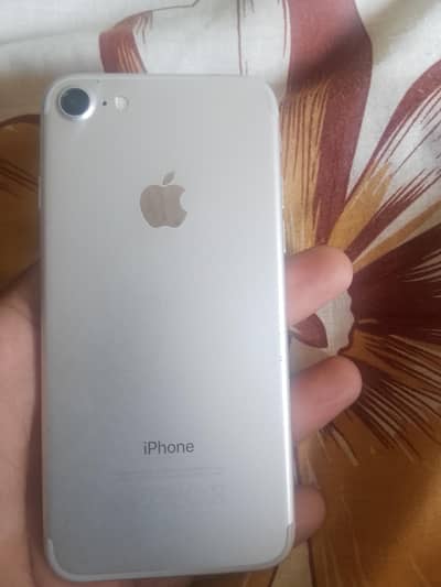 Apple iPhone 7