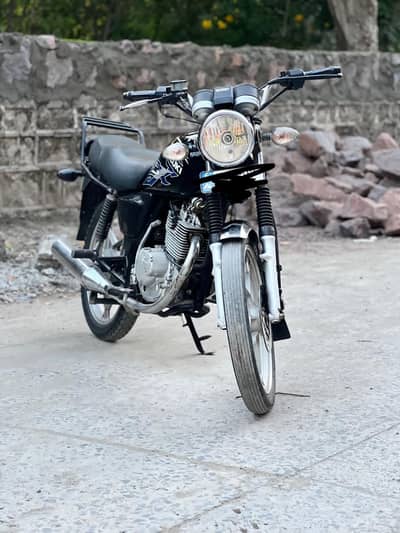 SUZUKI GS 150