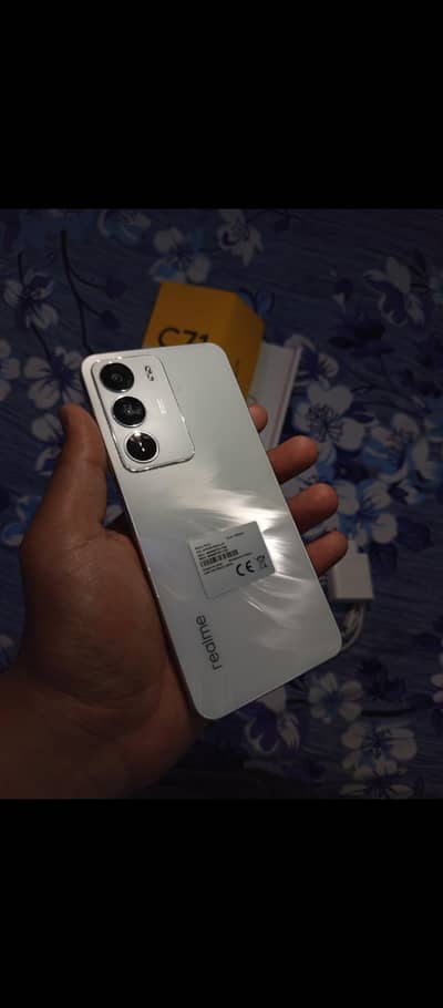Realme C71