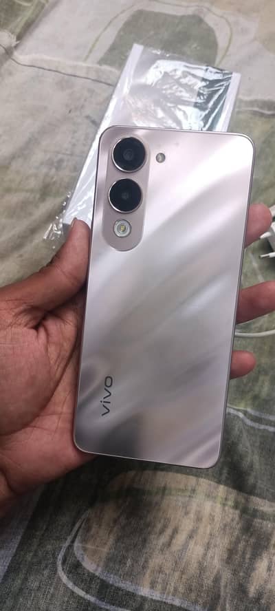 Vivo Y04
