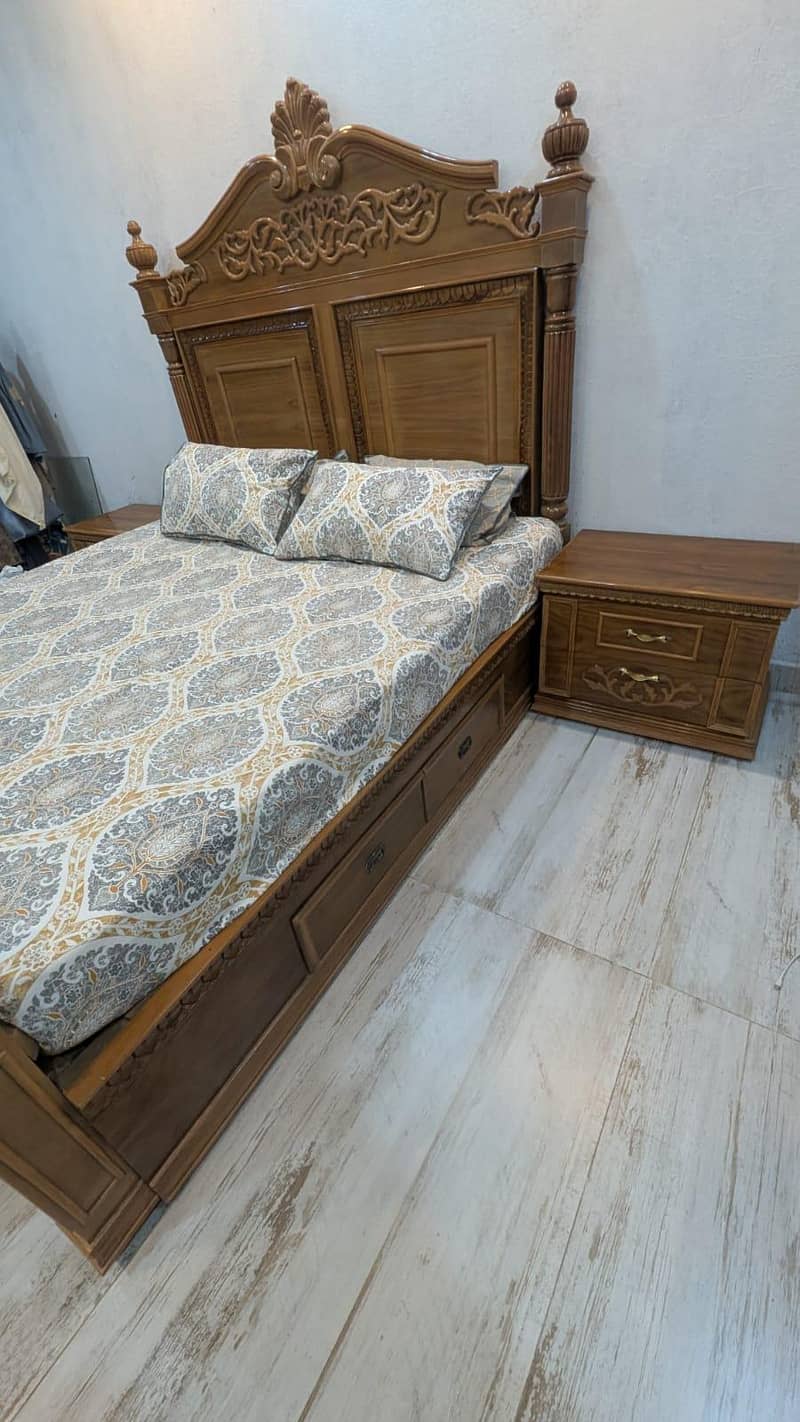 bed with side table and dressing 4