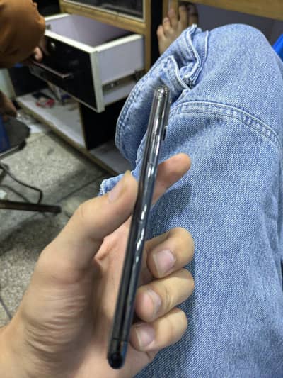 Apple iPhone Xs