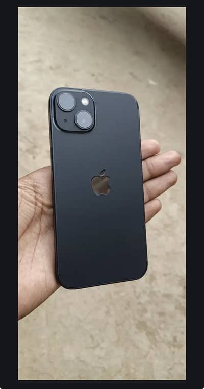 Apple iPhone 13