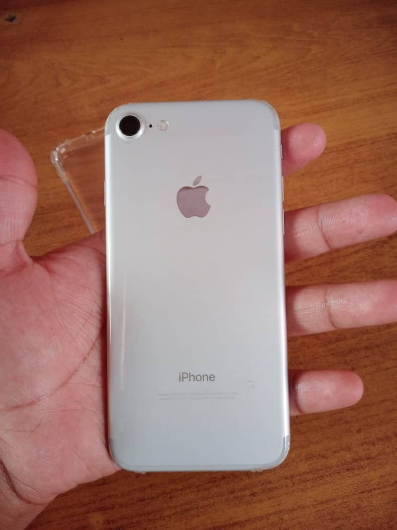 Apple iPhone 7 5