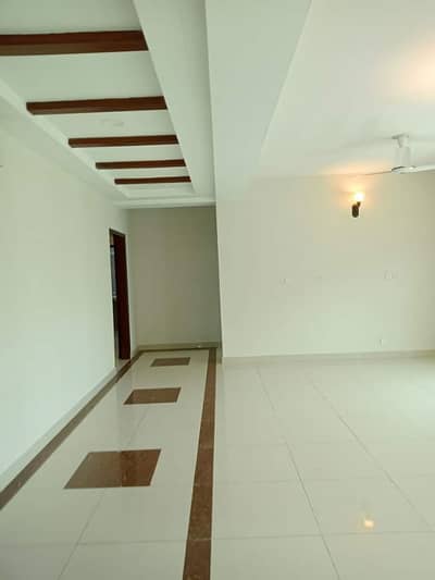 Flat Of 10 Marla Is Available For Rent