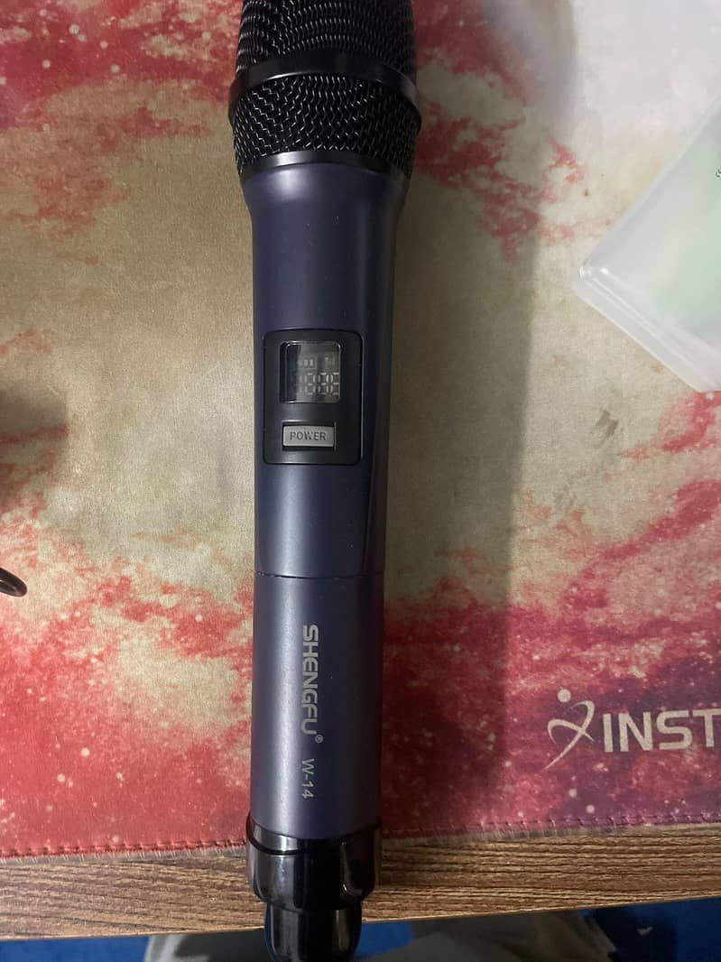 universal microphone 2