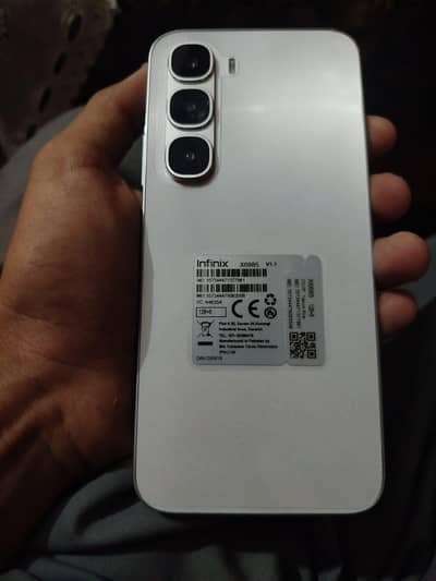Infinix Hot 60 Pro