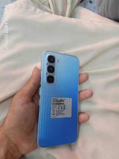 Infinix hot 60 pro 8/128 with box charger 3month warranty