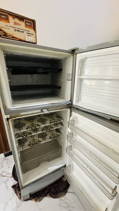 used fridge dawlance