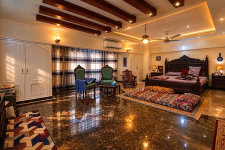 LUXURY PENTHOUSE FOR SALE MAIN TARIQ ROAD