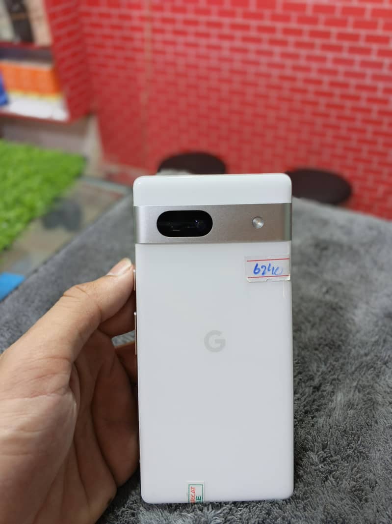Google Pixel 7a 0
