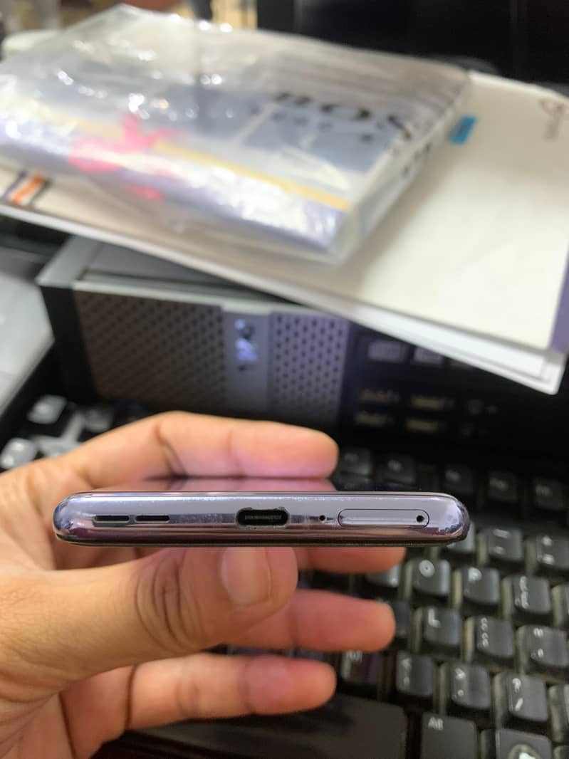 One Plus 9 5G 6