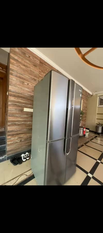 Refrigerator