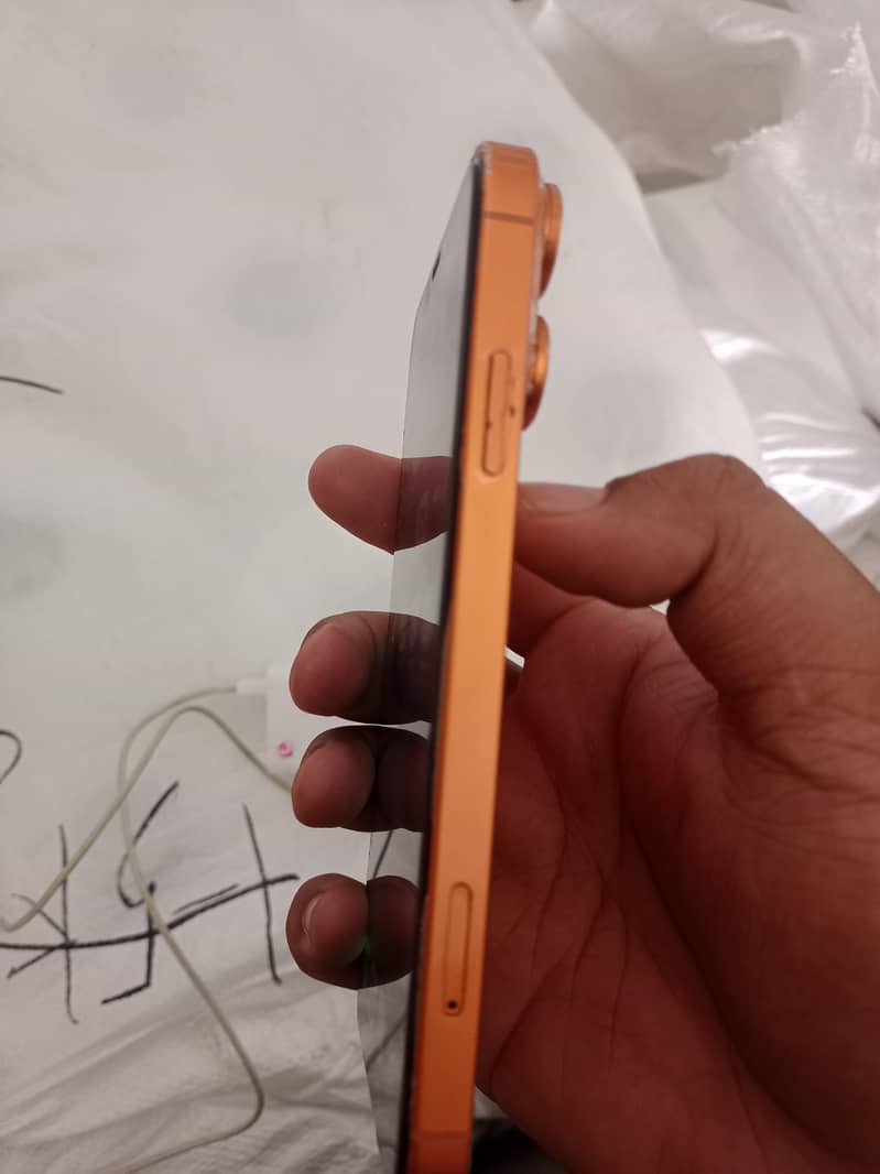 Apple iPhone XR 5