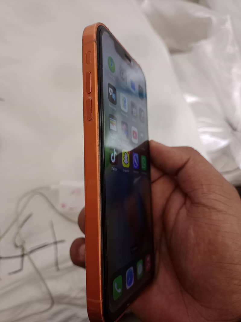 Apple iPhone XR 6