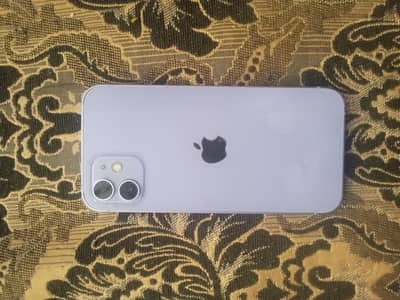 Apple iPhone 12