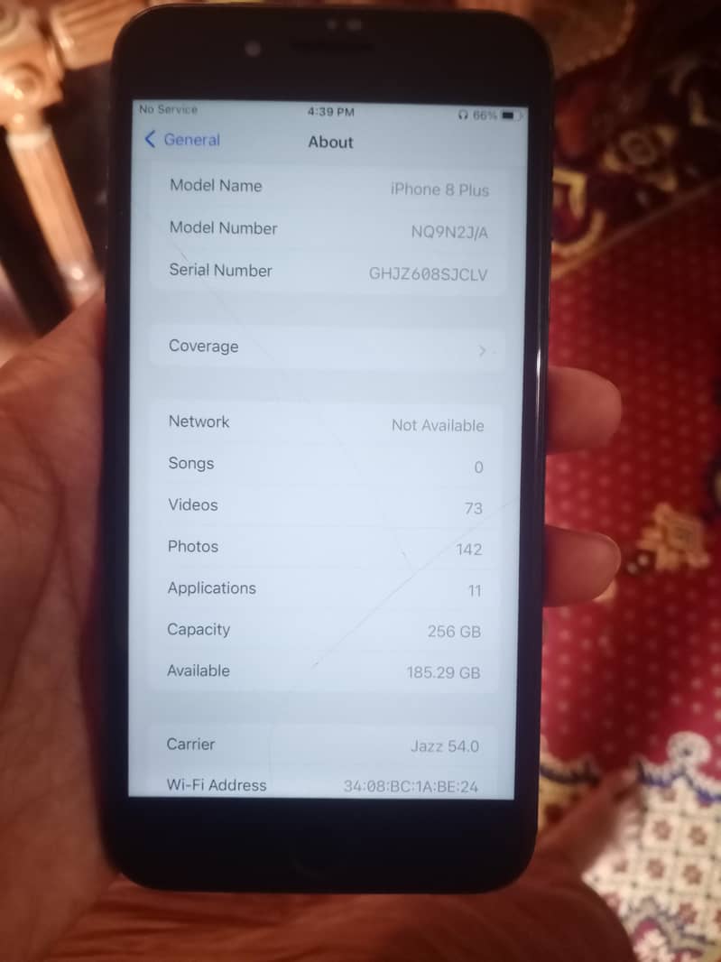 Apple iPhone 8 Plus 3