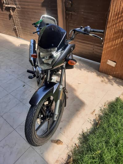 YAMAHA YBR GREY 125 MADE IN JAPAN