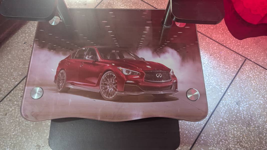 Computer/ laptop table 0