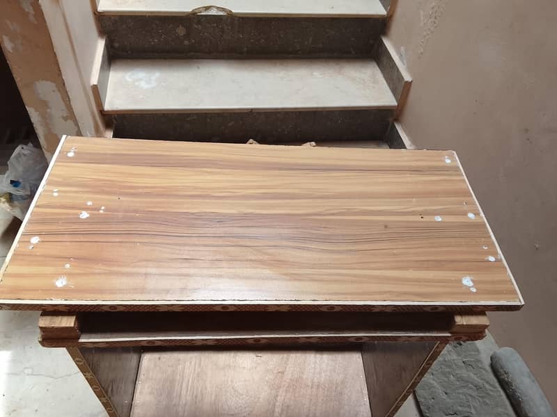 Computer Table 5