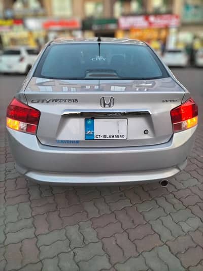 Honda City Aspire 1.5 Manual 2015