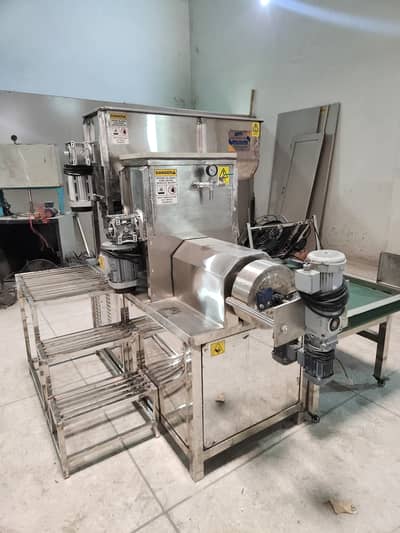 Macaroni Pasta Macking Machine for Sale in Pakistan