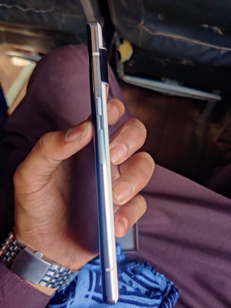 Google Pixel 6 Pro 2